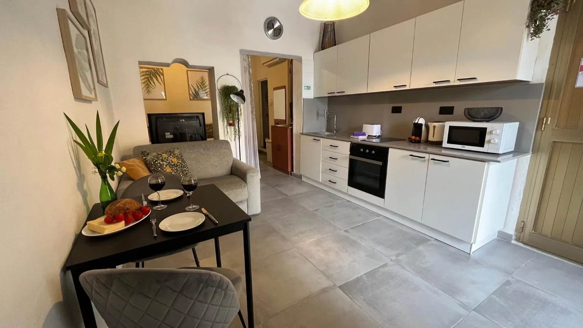Cozy Flat. Swim Beach 2 Minutes Walk. The Old Valletta Mcri1-1 0*,