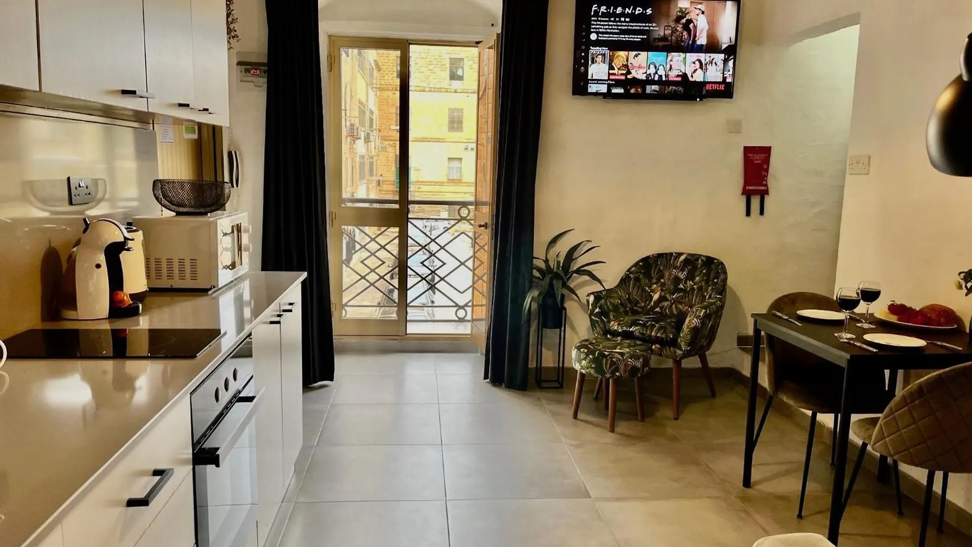 Cozy Flat. Swim Beach 2 Minutes Walk. The Old Valletta Mcri1-1 شقة
