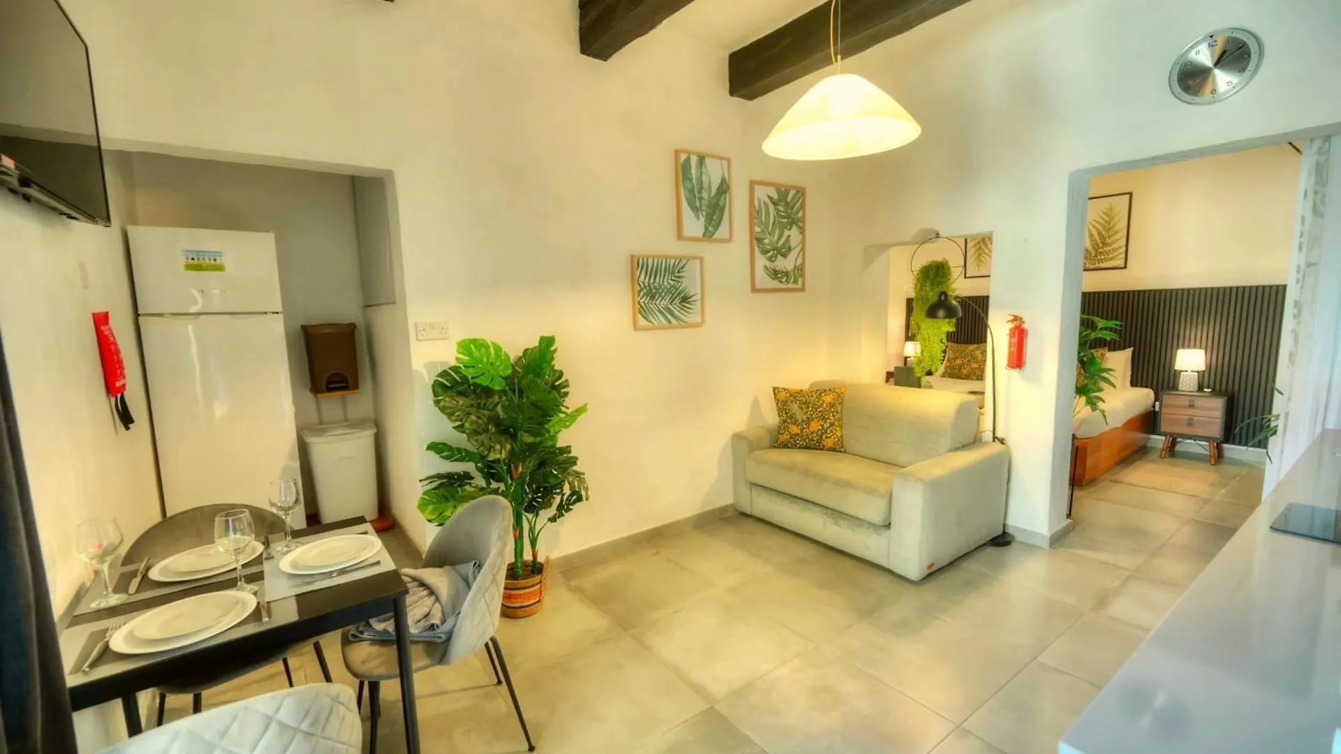 Cozy Flat. Swim Beach 2 Minutes Walk. The Old Valletta Mcri1-1 مالطا