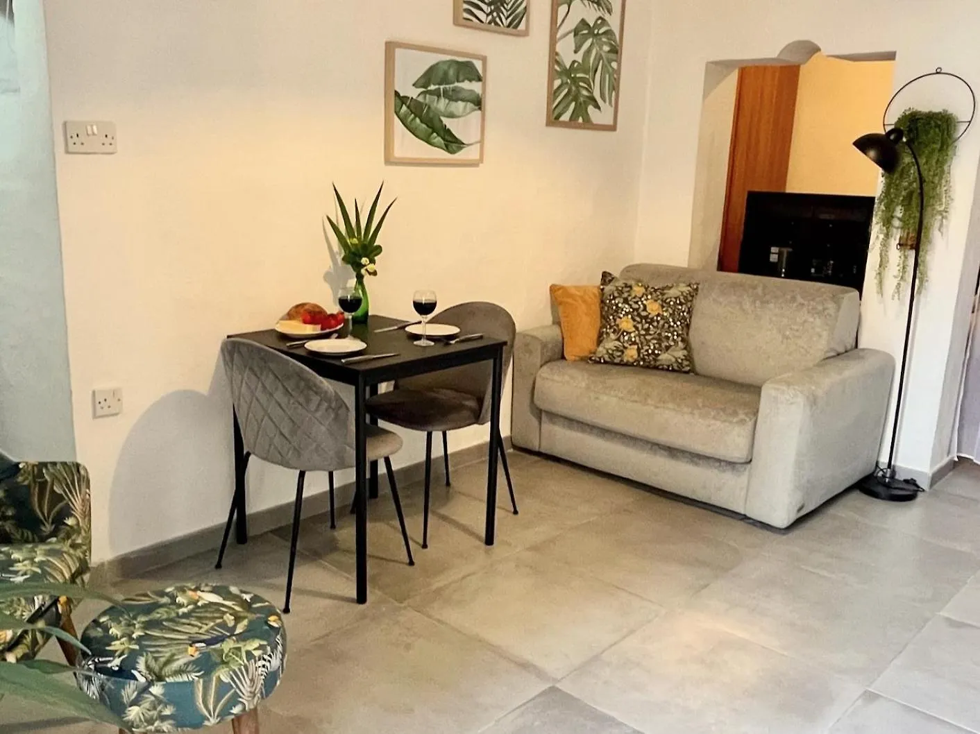 Cozy Flat. Swim Beach 2 Minutes Walk. The Old Valletta Mcri1-1 شقة